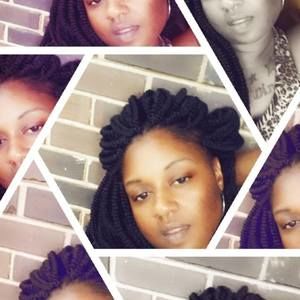 Meet your Posher, Stephanie